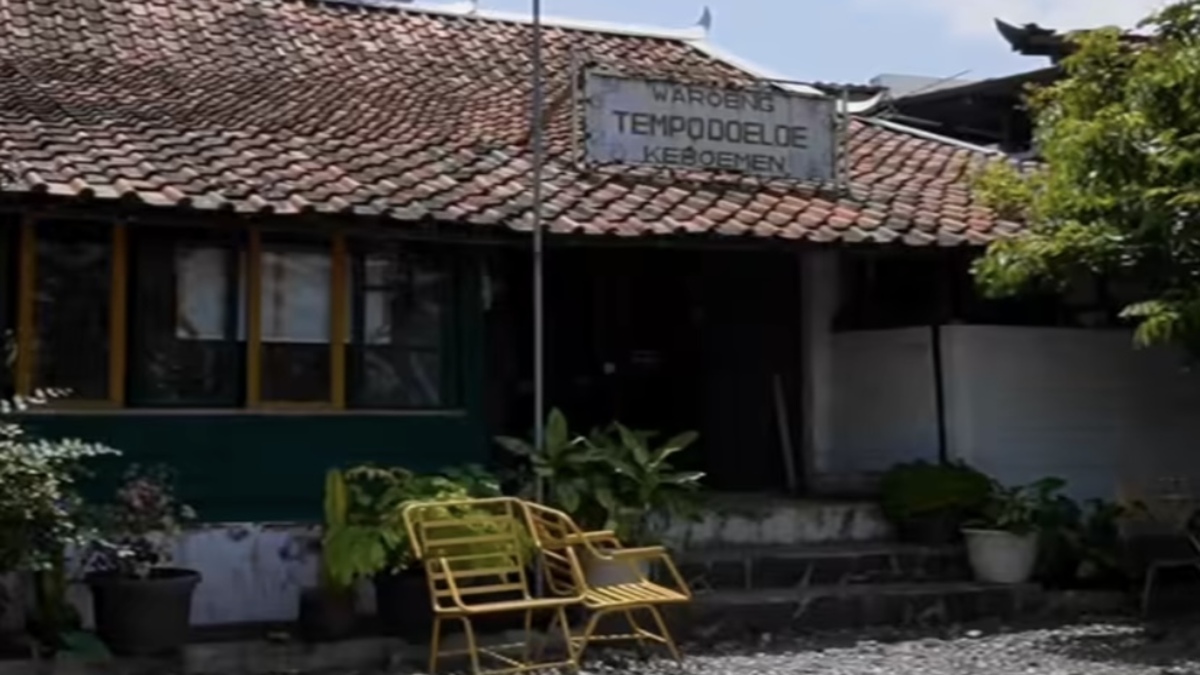 Nostalgic Flavors in Every Bite: Warung Tempo Doeloe Reviving Cilacap Memories